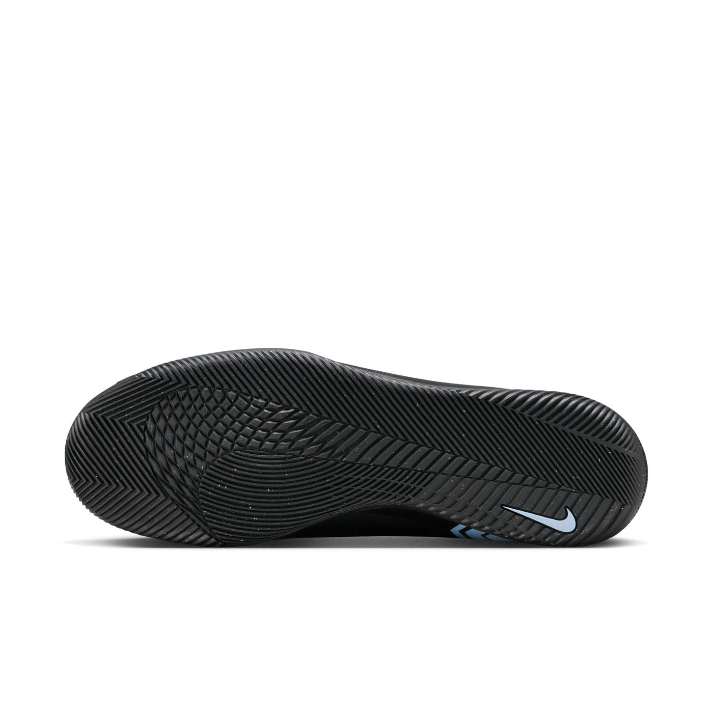 Nike Mercurial Vapor 16 Club Indoor/Court Low-Top Soccer Shoes