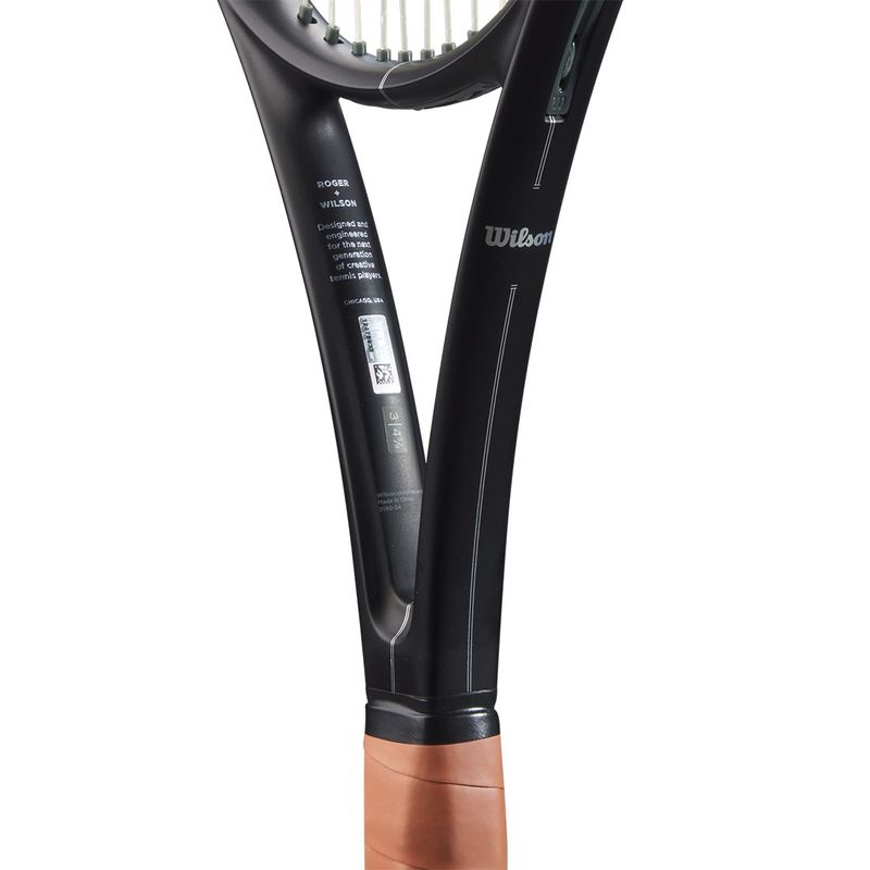 Wilson RF 01 Tennis Racquet