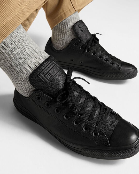 Converse Chuck Taylor All Star Leather Low Top