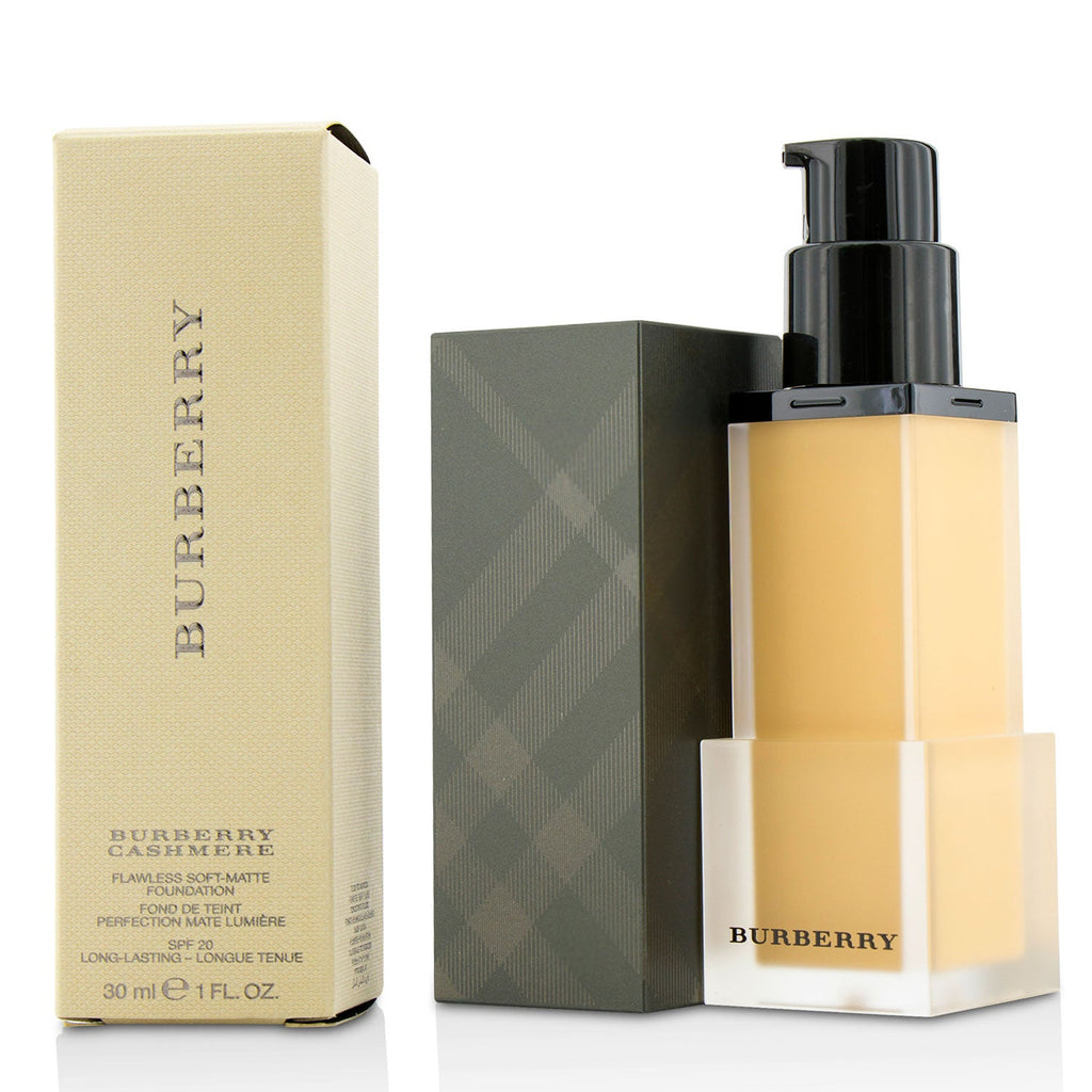Burberry Burberry Cashmere Flawless Soft Matte Foundation SPF 20 - # No. 26 Beige  30ml/1oz
