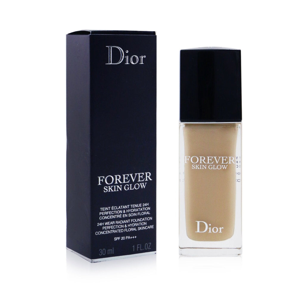 Christian Dior Dior Forever Skin Glow 24H Wear Radiant Foundation SPF 20 - # 1.5W Warm/Glow  30ml/1oz