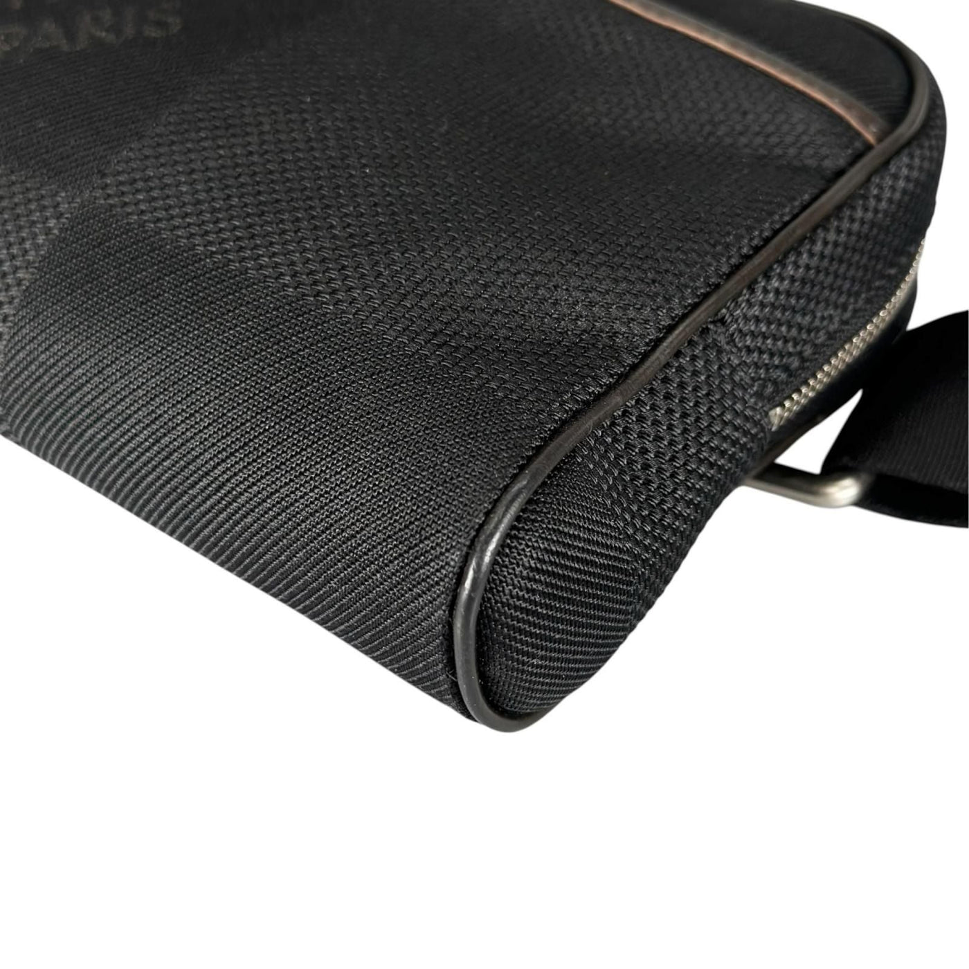 Louis Vuitton Acrobat Damier Geant Noir Leather Nylon Black Belt Bag Silver