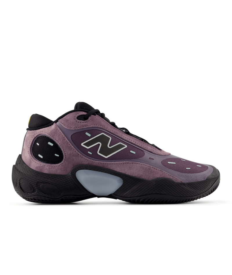 New Balance Men's Fresh Foam BB V3 Basketball Shoe