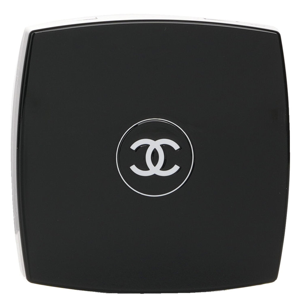 Chanel Ombre Essentielle Multi Use Longwearing Eyeshadow - # 220 Blanc Perle  2.2g