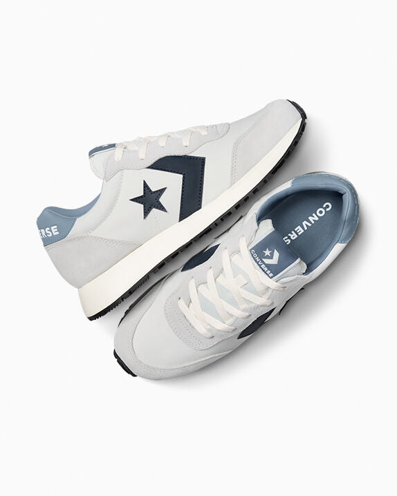 Converse Omega Trainer Low Top