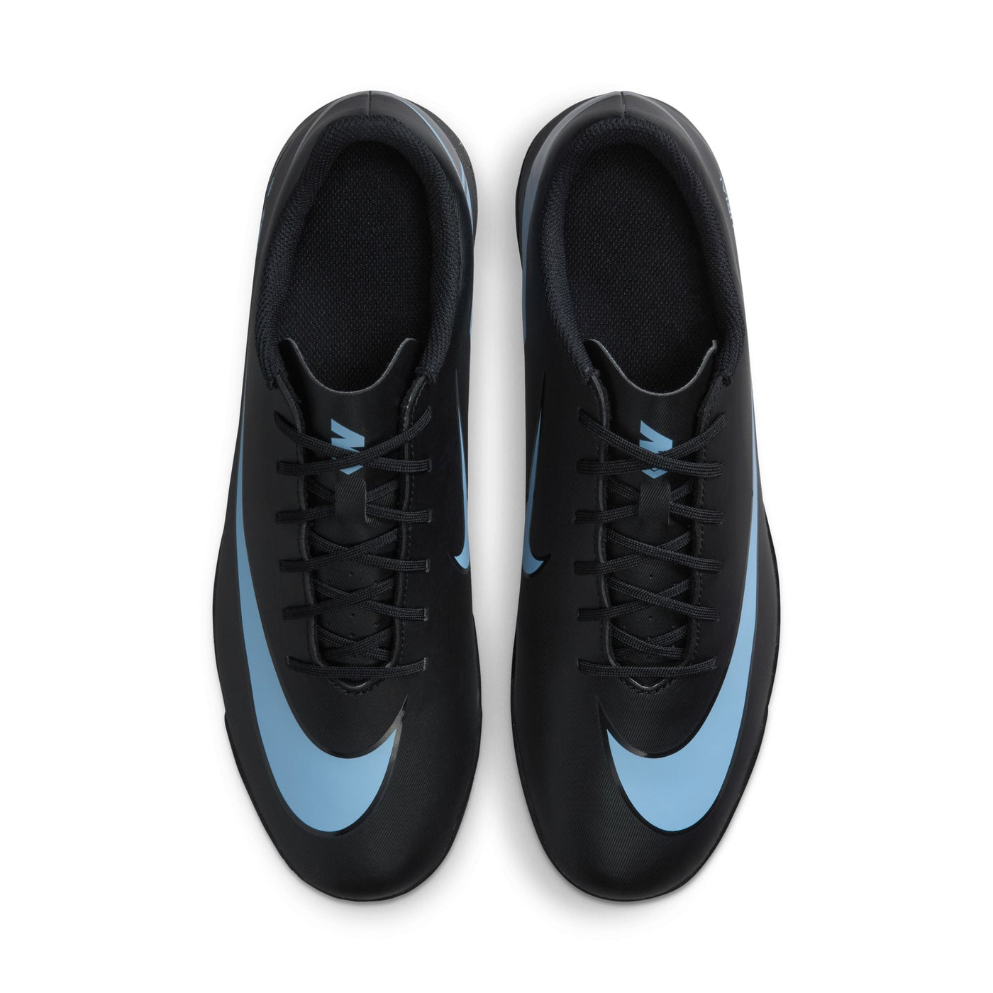 Nike Mercurial Vapor 16 Club Turf Low-Top Soccer Shoes