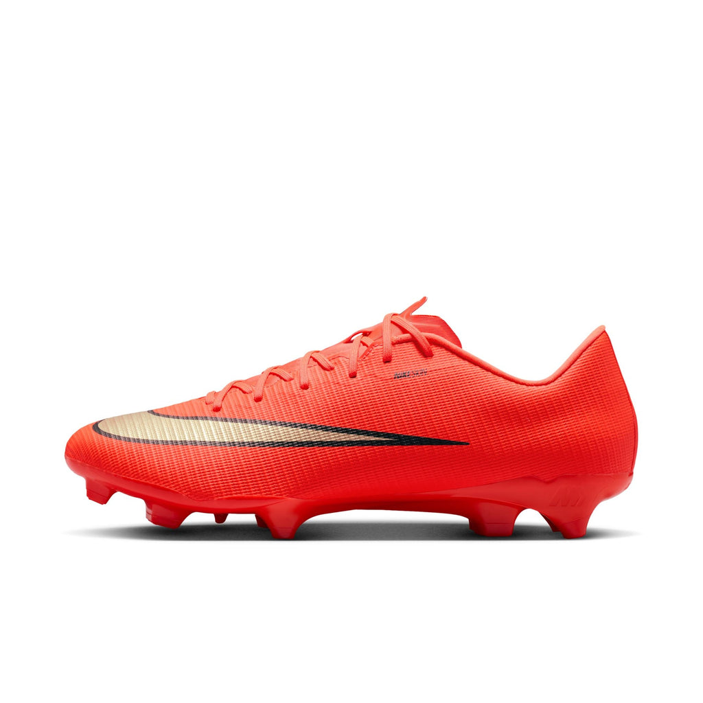 Nike Mercurial Vapor 17 Academy Multi-Ground Low-Top Soccer Cleats