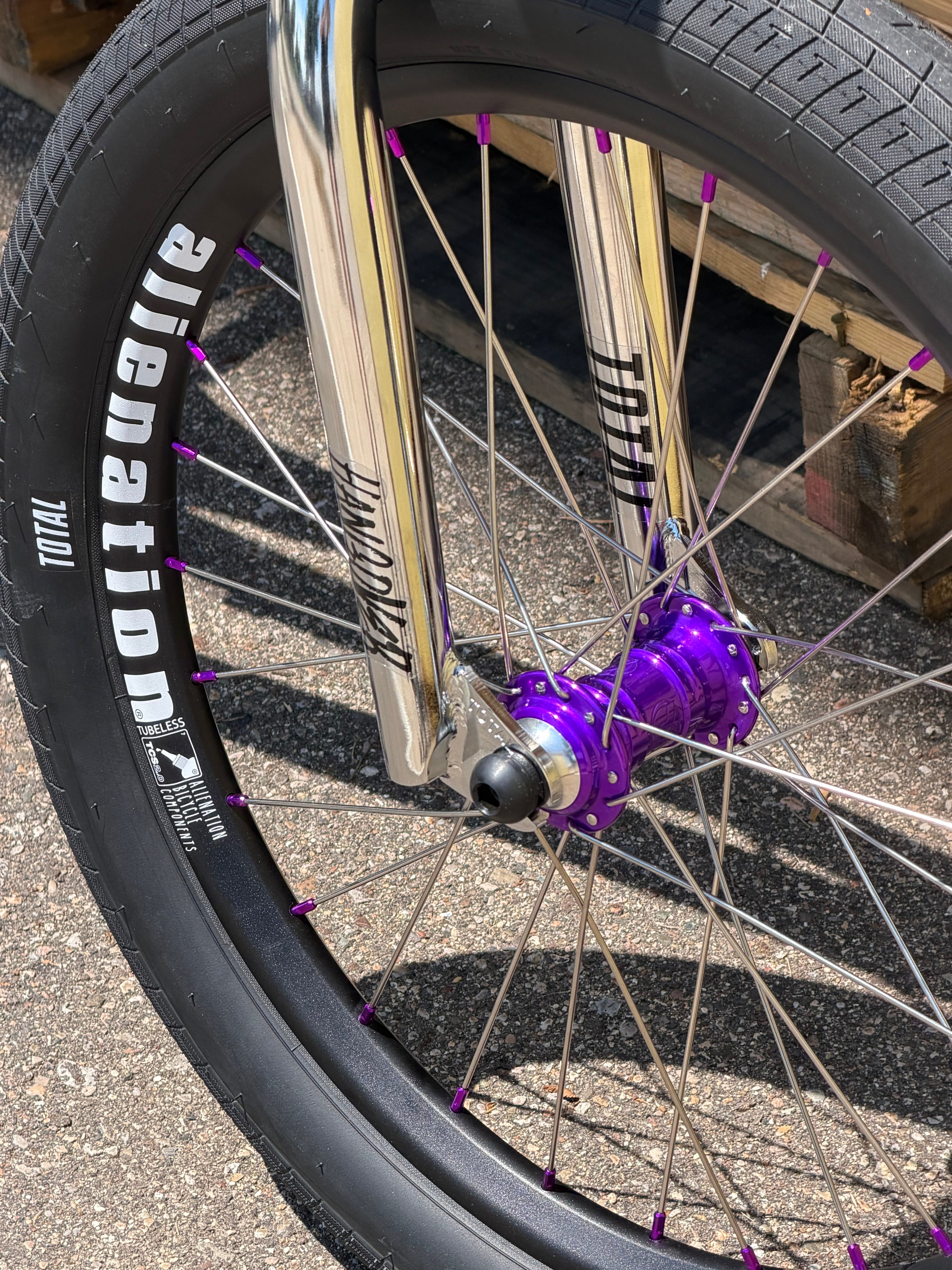 Hyper Wizard Custom Bike